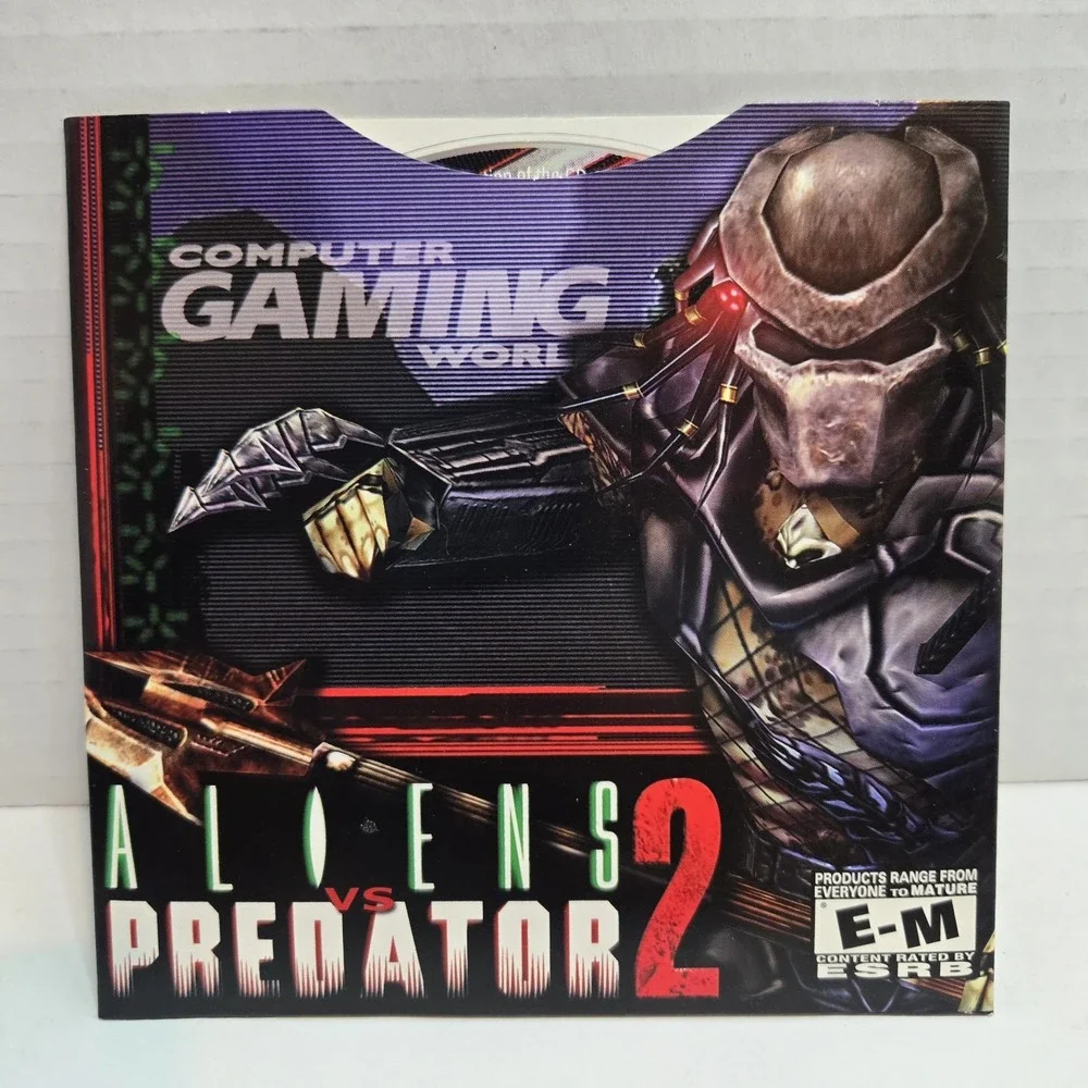 Computer Gaming World Aliens‎ VS Predator 2 PC Oct 2001 #207 W/ Sleeve EUC